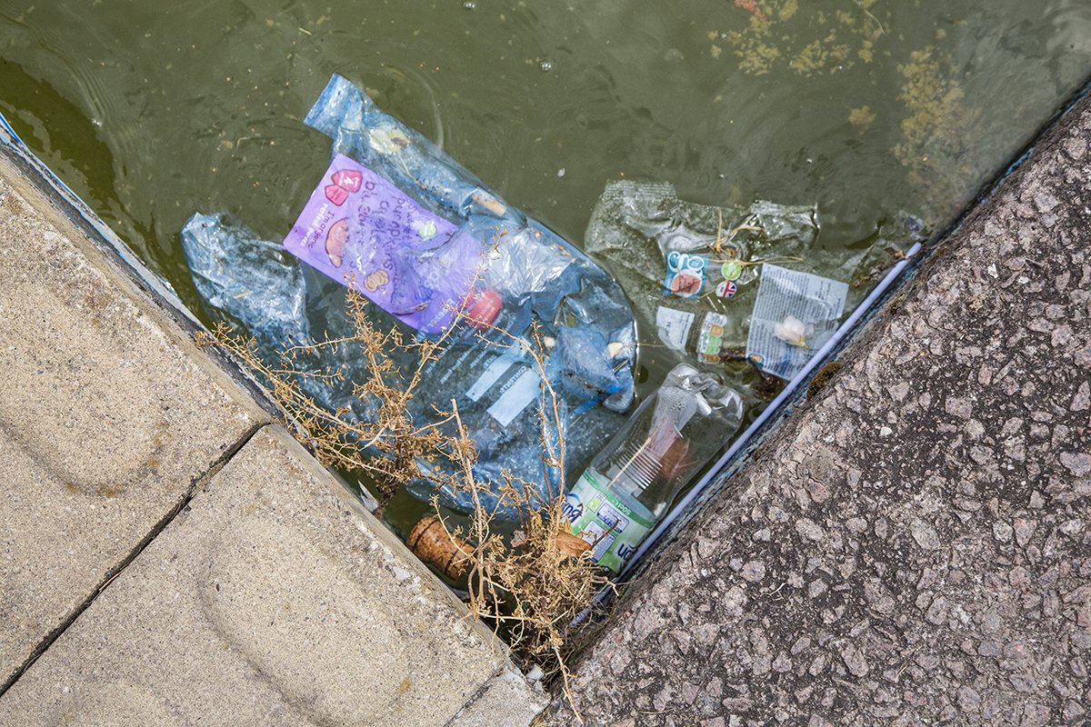 The #plastics conundrum rolls on, despite the material being absolutely critical for many applications. In our latest #blog 'The Plastic Future' we assess what is problematic #plasticwaste &amp; the plans to tackle the issue #recycling #PlasticFreeDay buntingeurope.com/the-plastic-wa…