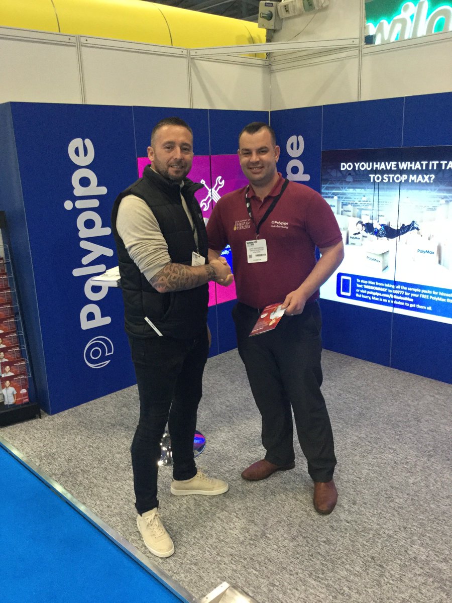 PolypipeTrade's tweet photo. Great to put faces to company names and Polypipe Underfloor Heating installs! Here is @CgnGas on stand at @Installer_Show with Area Sales Manager Luke Greenwood 🙌 #Installer2019 https://t.co/s0QYpqz28p
