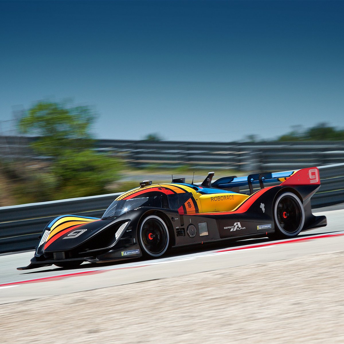 roborace's tweet photo. In a race, would you code an autonomous AI driver to go SLOW &amp; EFFICIENT to conserve energy, or go BOLD in full maximum attack mode? 💥 #Roborace #SeasonAlpha https://t.co/BwlcuBNX95