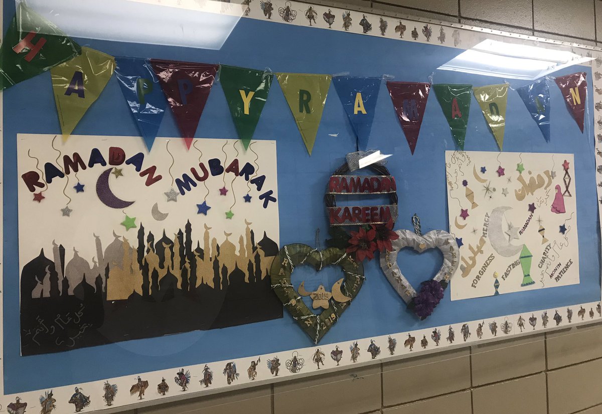 Thank you Ms. Elmekkawy for making this beautiful Ramadan bulletin board for our community.