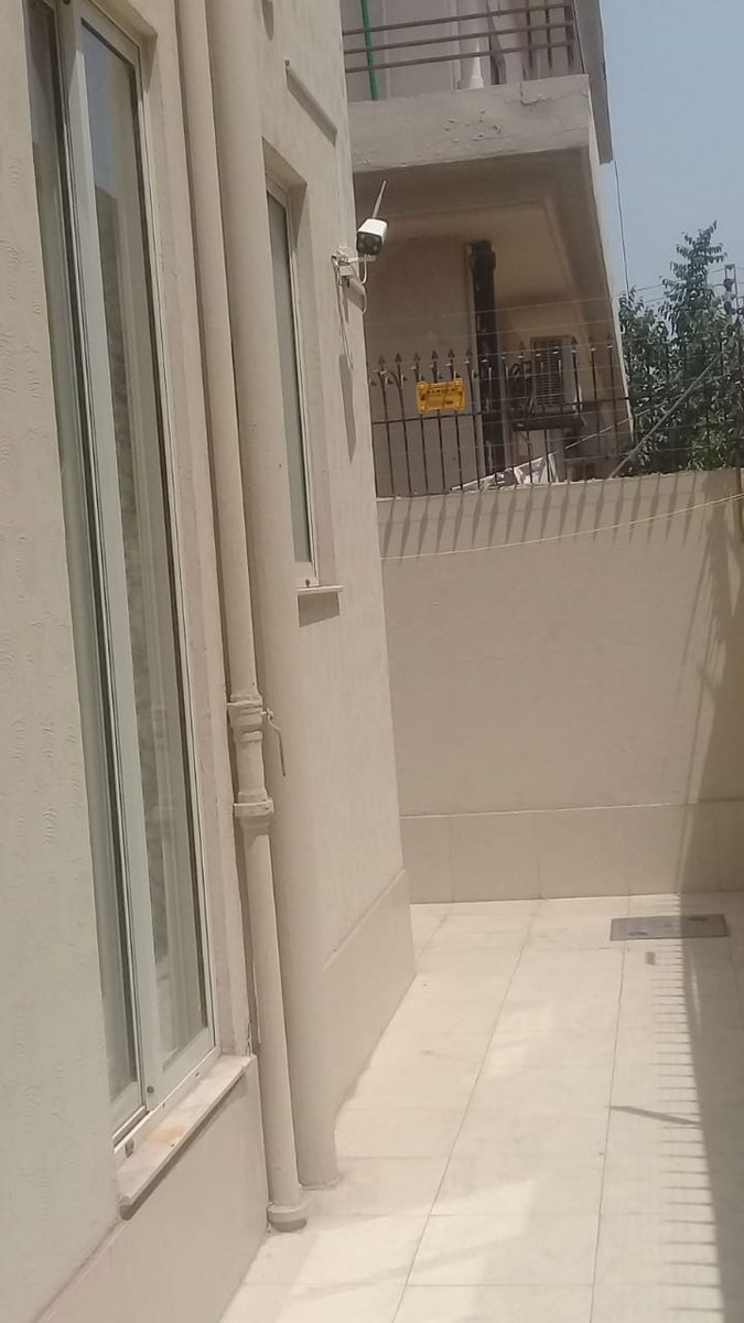 avatar_smart's tweet image. Respected Client! 
Mr. Irfan Qadir installed monitoring system by Avatar Smart Homes wireless security system. .
#anotherachievement #MonitoringSystem #AlarmingSystem #SecurtySystem