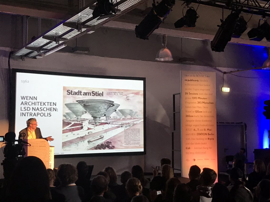 Maximilian Embert tweet media