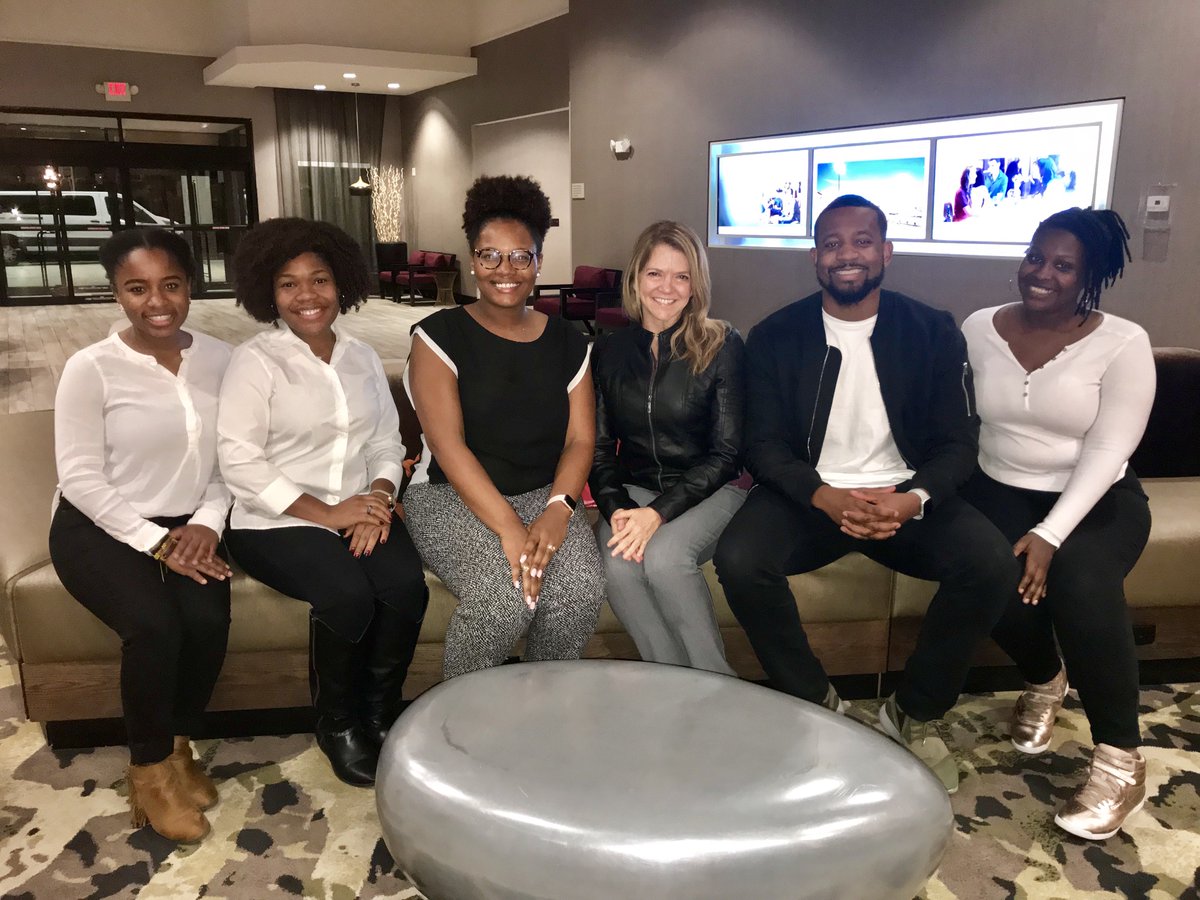 UNT_AGSHE's tweet photo. #FlashbackFriday 2018 - 2019 AGSHE Officers at Harvest Happy Hour!
#UNTCOE #UNTHigherEducation @UNTHigherEd @TarynIsBright @mxreeves @JESS_waitANDsee https://t.co/9ImjYpAein