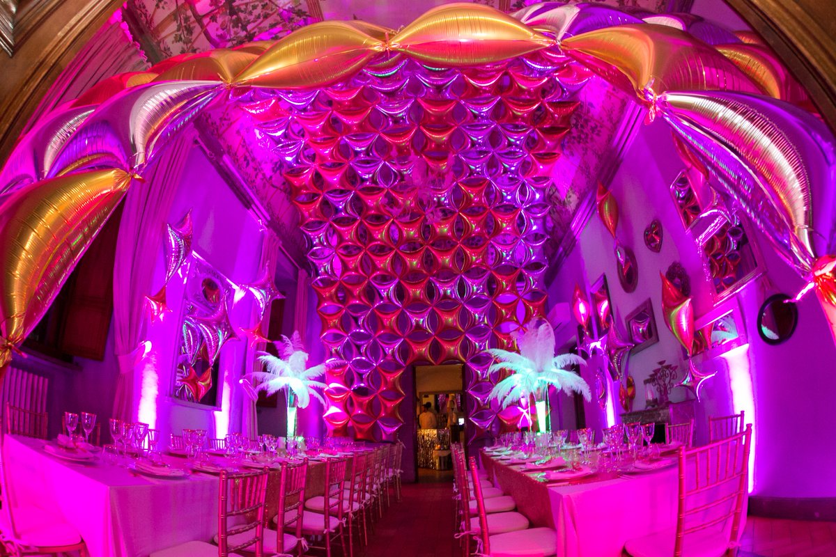 BigBalloonGroup's tweet photo. Luxury party ♡
Allestimento e scenografia a cura di @BaloonDelivery ❥ 
Location: @Castelgolf https://t.co/Hf4WxxU7o3