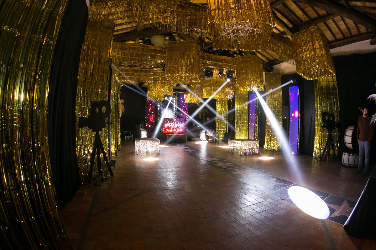 BigBalloonGroup's tweet photo. Luxury party ♡
Allestimento e scenografia a cura di @BaloonDelivery ❥ 
Location: @Castelgolf https://t.co/Hf4WxxU7o3