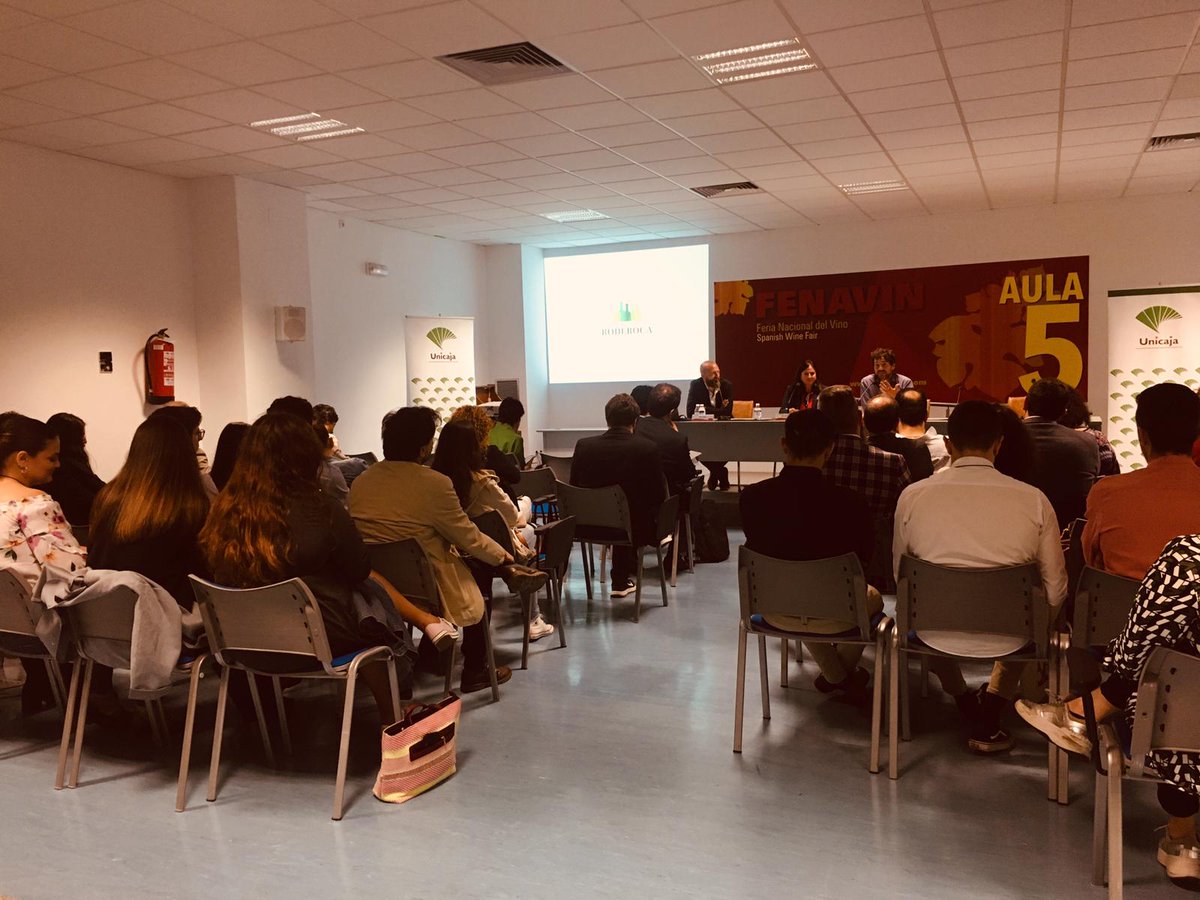 MoVinoDO's tweet photo. Muchas gracias a todas las personas que se han acercado hoy a esta nueva edición de #VyCO en @Fenavin_Oficial. Pronto estarán disponibles las presentaciones y conclusiones en nuestra página web. ¡Hasta pronto! https://t.co/Jmijw2RtDm