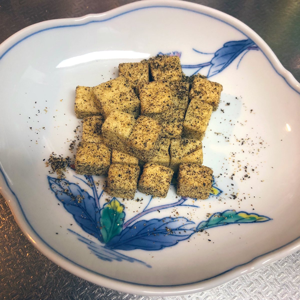 チーズと胡椒を使った ビールの親友 の作り方が話題に 親友に虜になる人々続出 人としてどうかと思う程の胡椒 いい Togetter