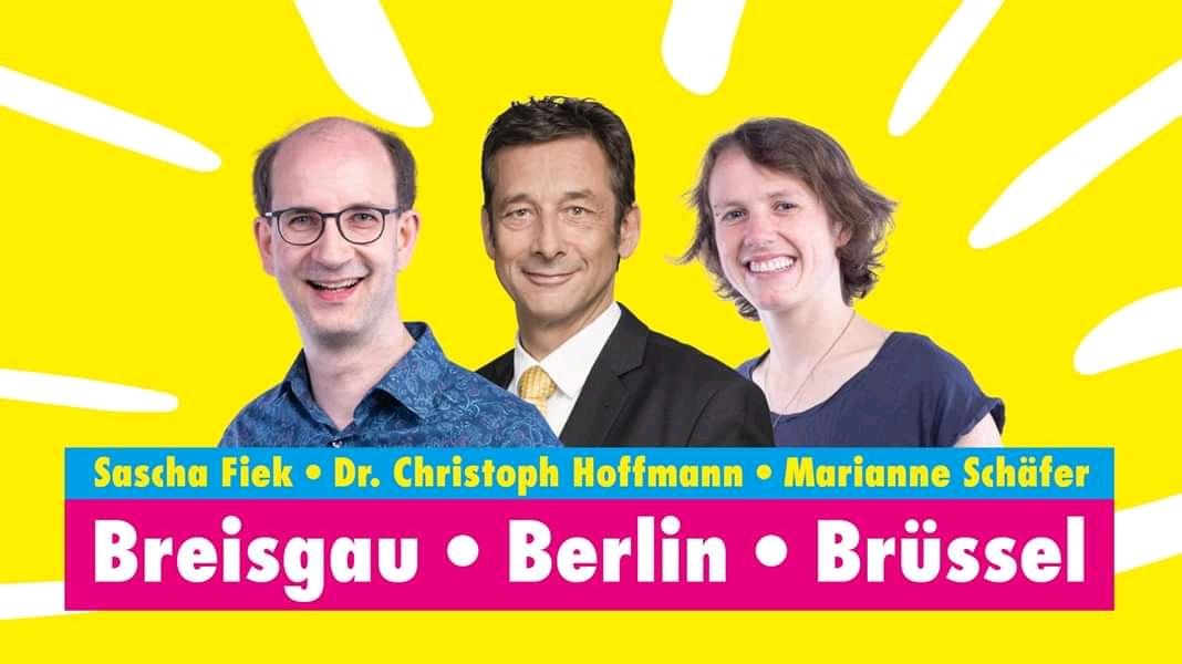 FDP_Freiburg's tweet photo. 'Breisgau-Berlin-Brüssel, liberale Politik auf allen Ebenen!' Sonntag 12.5. findet unsere Kundgebung zur Kommunal- und Europawahl statt. Wir freuen uns auf euch! 15 Uhr, Wodanhalle. https://t.co/Ni4KH3ETXW