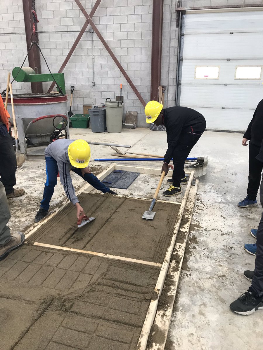 missropp's tweet photo. Thank you @LiUNA1059 for the awesome day touring your training facilities and trying our hands at some trade related skills. This was such a valuable experience for our grade 7 &amp; 8 students! @CleardaleI @CleardalePS https://t.co/ybVAmGHgK8