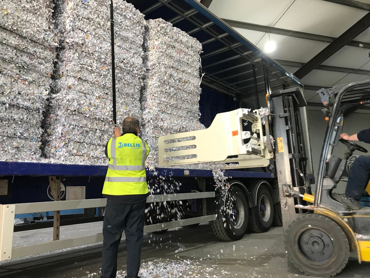 Want to know what happens to your paper once it has been shredded?
Find out more about the process here: topwoodltd.co.uk/blog/what-happ…
#shreddedpaper #GDPR #recycling