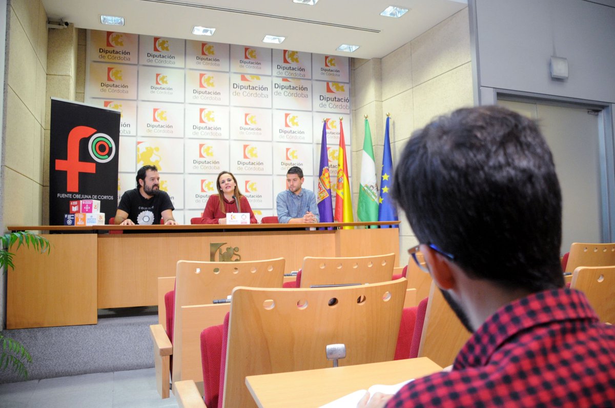 dipucordoba's tweet photo. El cine educativo vuelve a #FuenteObejuna con el IV Encuentro de Creación Audiovisual @focofestival , en el que se proyectarán 40 cortos @aurorabarbero  @ColectBrumaria https://t.co/NWpWp4kceM https://t.co/2CboeI8RtO