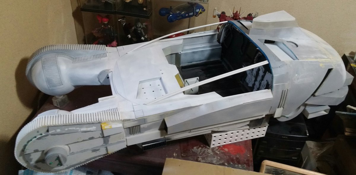 カプリコン tweet media