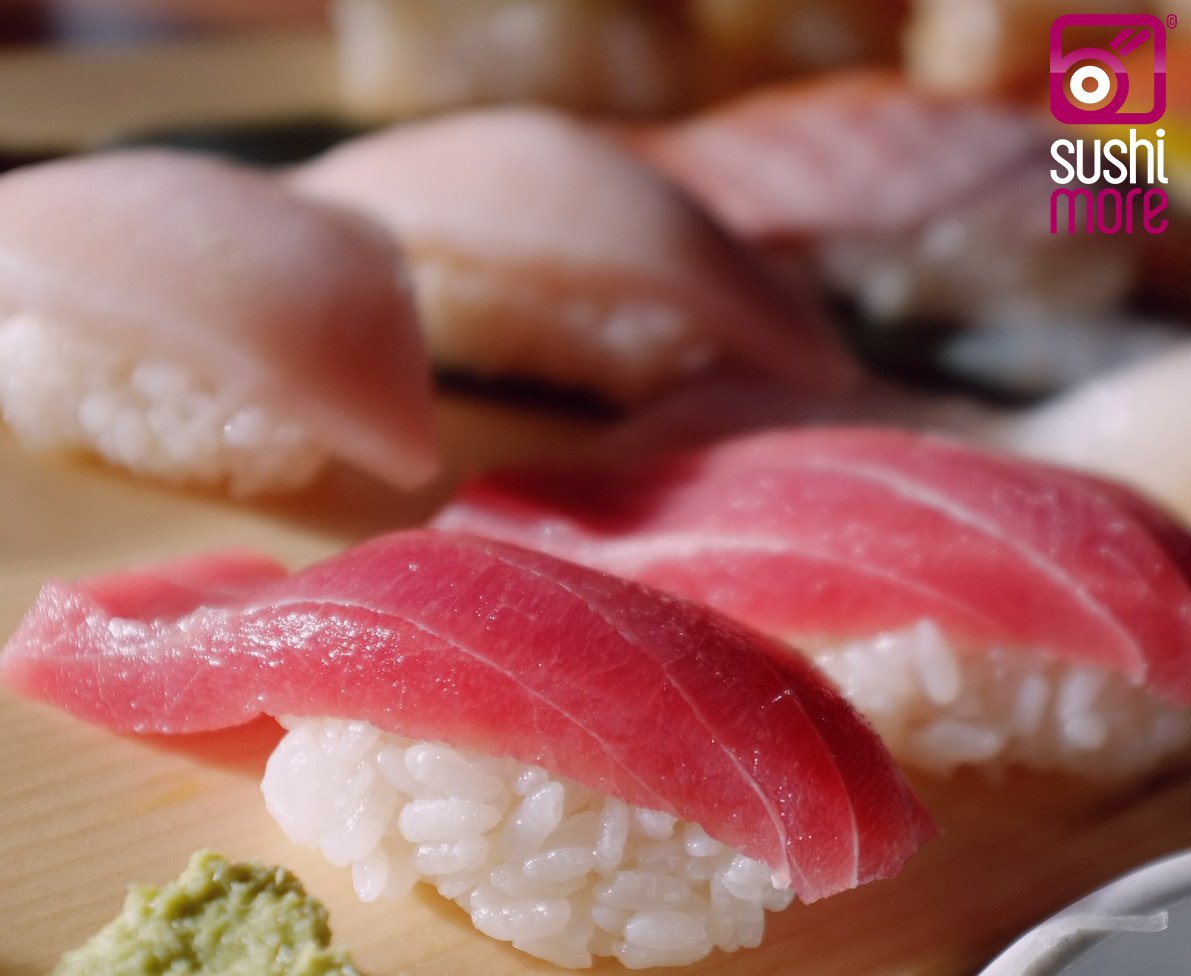 No podrás comerte sólo uno... 😏😋
#nigiri  #healthy #atugusto