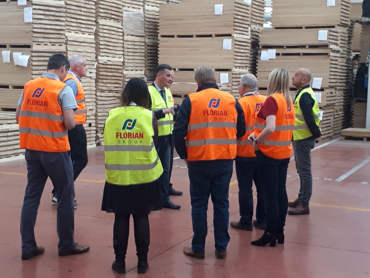 lathamsltd's tweet photo. We’re at ⁦@FlorianGroup⁩, our Italian timber supplier, with some journalists from the UK. Fantastic visit and a great story! https://t.co/9s0ctLAtrK