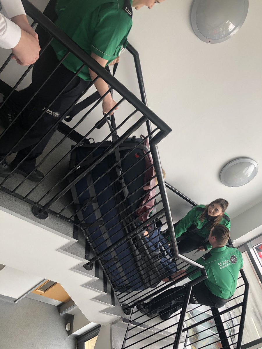 CharlieWard5's tweet photo. Interesting talk and demonstration from @cjmedicaluk about the #HoverMatt &amp; #HoverJack. First time this had been used in the North Sector. Preparing our crews for future @sjaaops https://t.co/6CYX35jPbq