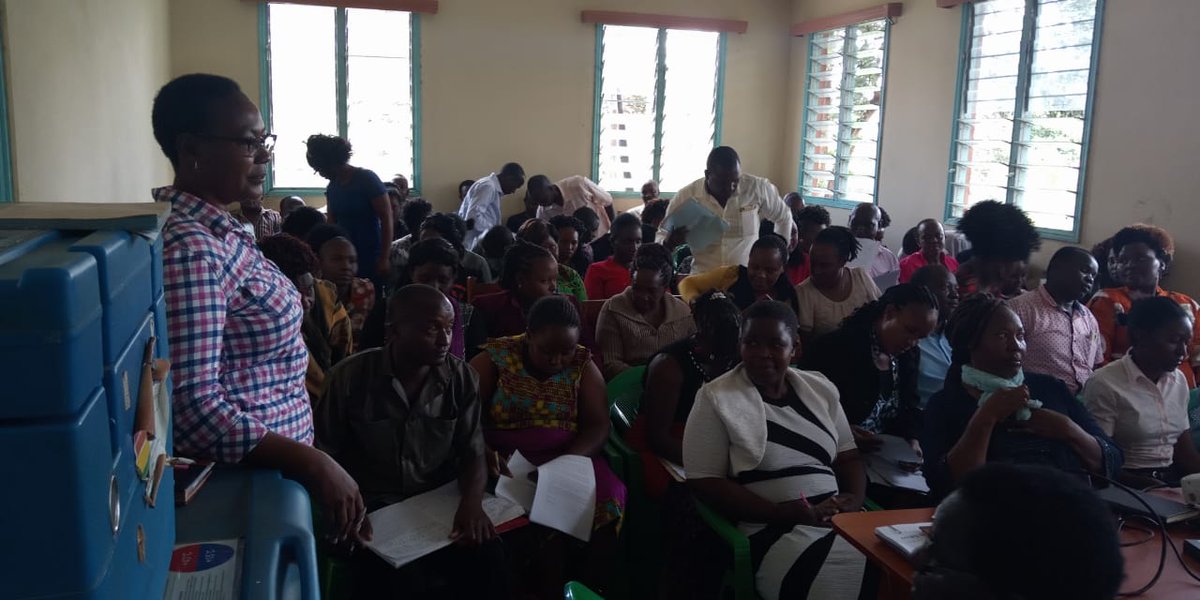 Makueni County EPI logistician Roseline Kavata training facility incharges on vaccine forecasting and quantification as part of her #STEPKenya project #UHC #Vaccineworks <a href="/MOH_Kenya/">Ministry of Health</a> <a href="/gavi/">Gavi, the Vaccine Alliance</a> <a href="/GaviMag/">Gaspar António Vinagre Magarreiro</a> @HellenBen2 <a href="/UPS_Foundation/">The UPS Foundation</a> 
#GlobalHealth
#HealthForAll
