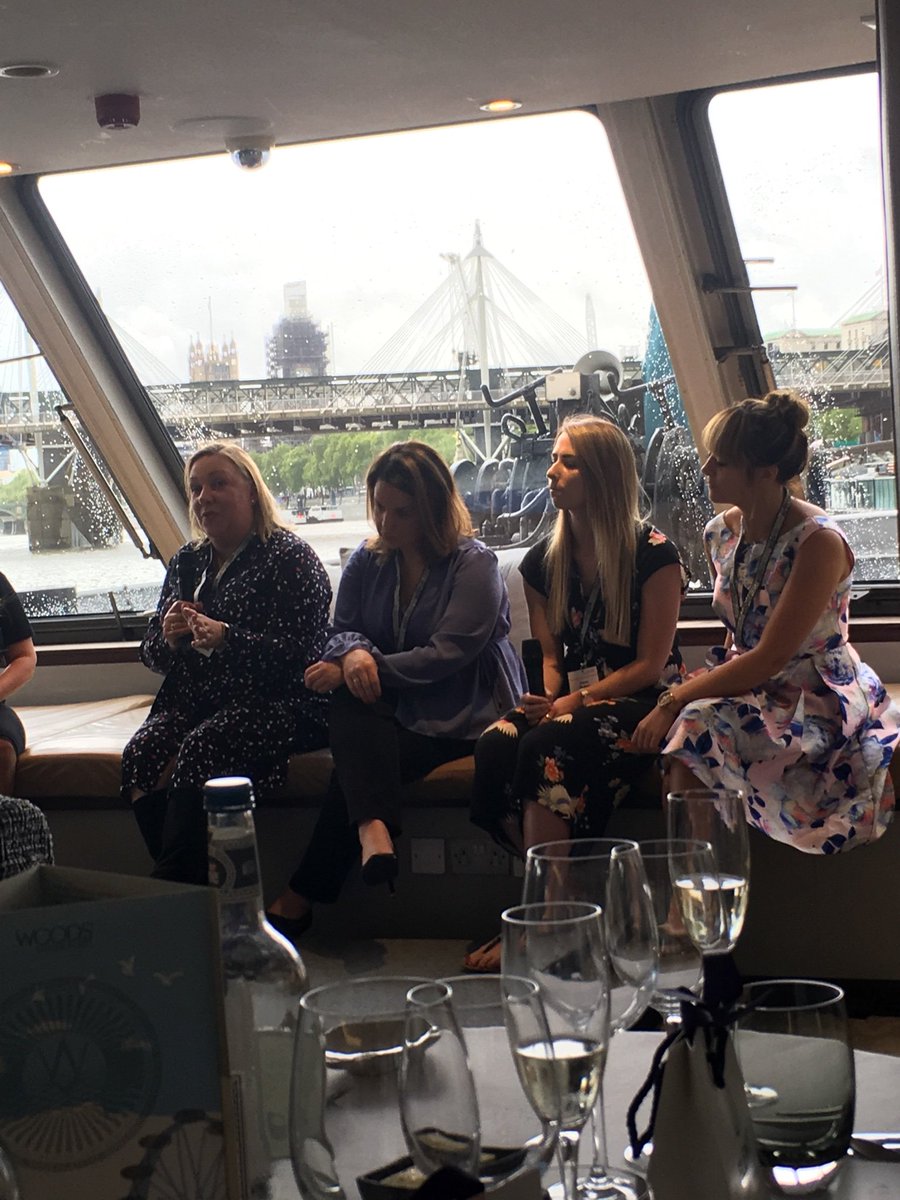 annette_morgan1's tweet image. My mentor @janecbeard speaking on panel about importance of mentoring and setting goals #fastforward15