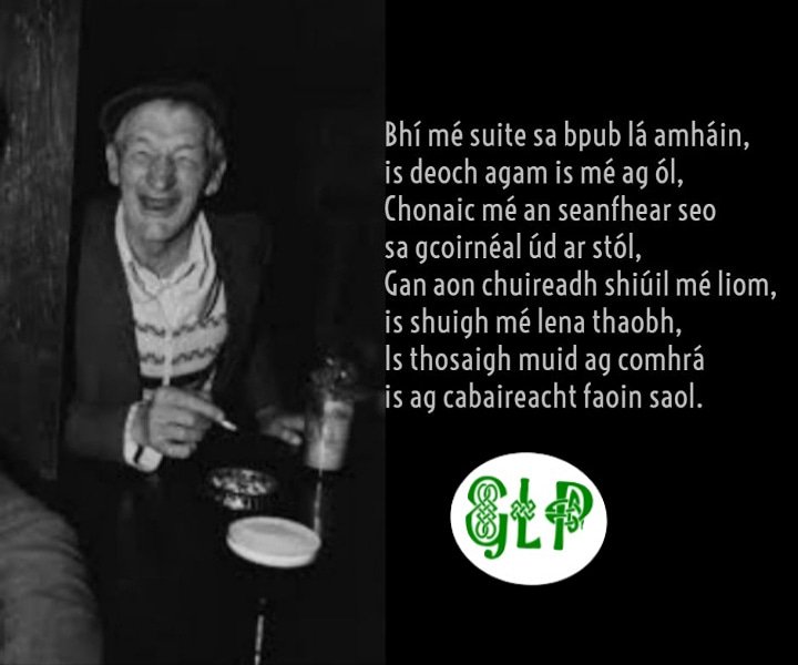GaeilgeP's tweet photo. An Seanfhear #deoch #tábhairne #comhrá #ciaránófátharta #gaeilge #gaeilgelepád #glp https://t.co/RMvUwsYIm6