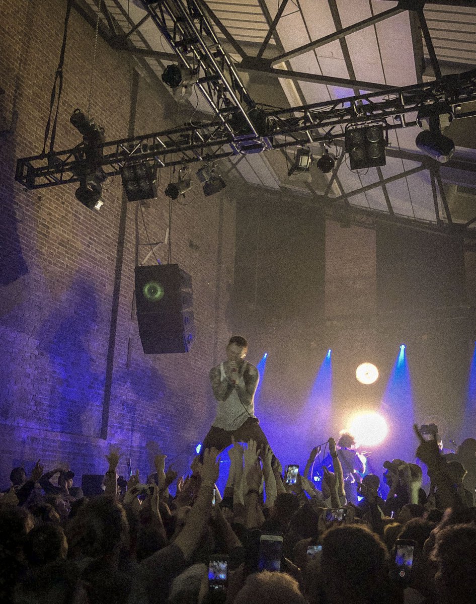 last night was amazing. thank you <a href="/frankcarter23/">Frank Carter 🐍</a>