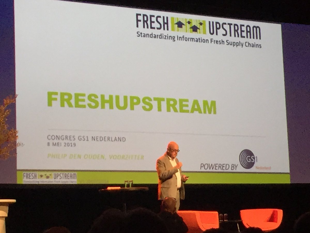 JohandenEngelse's tweet photo. Inspirerend verhaal Fresh Upstream Philip den Ouden tijdens GS1 Congres 2019 #GS1, #FUP, #GFH #Frugicom https://t.co/AO6IiFuATX