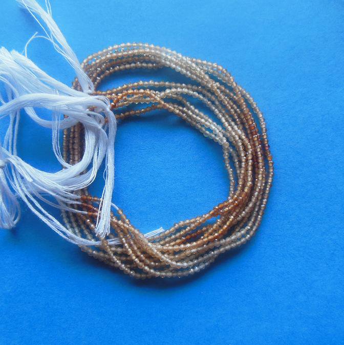 gemoj.com/Natural-gemsto…
Natural gemstone hessonite rondelle full strand beads
#naturalgemstonesbeads #hessonitebeads #fullstrands #gemoj #supplies #craft #garnetbeads #healinggemstone #Rondellebeads #2mm #januarybirthstone #multicolorbeads