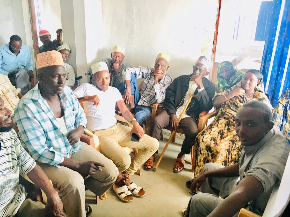 WasheKazungu's tweet photo. Yesterday at a participatory mapping (PLD) exercise in Walda, Moyale Sub-county in Marsabit.
The @EUinKenya-funded @FAOKenya #LandGovernanceProgramme continues to work with @MarsabitGov to secure community land, and prepare communities for the CLA. https://t.co/umnAI1WAaR