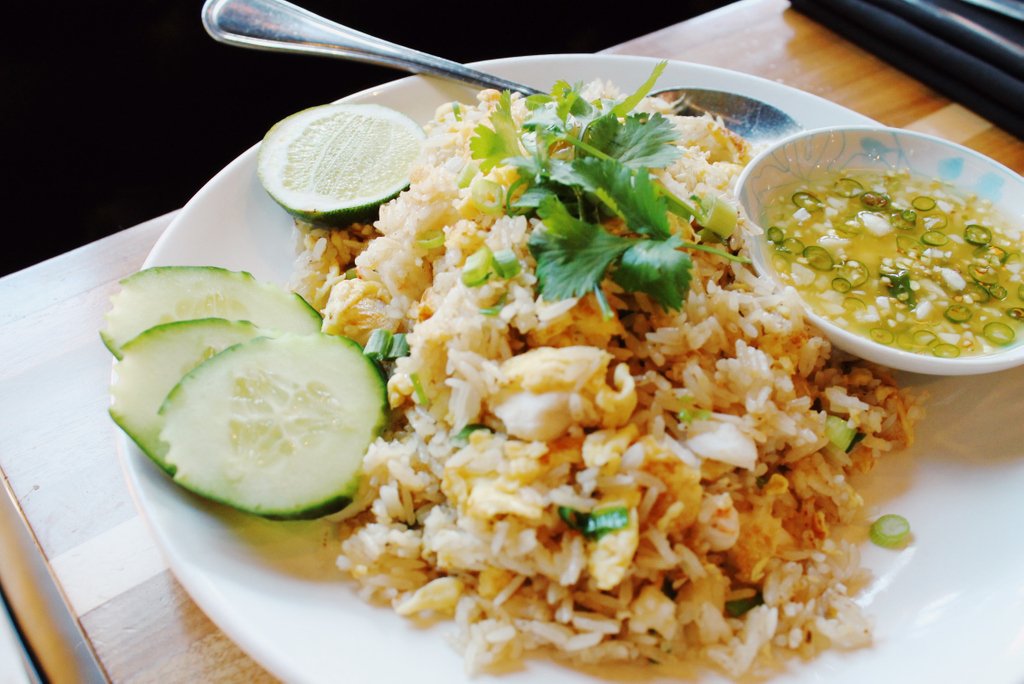 Can’t go wrong with crab rice! 🦀🍚