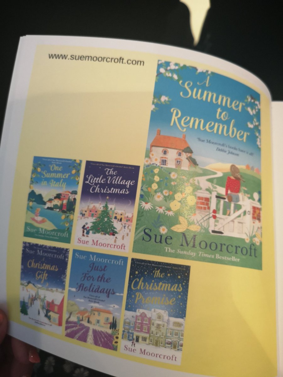 TreehouseSoc's tweet image. Brilliant talk by author @SueMoorcroft, honest and entertaining journey to achieving Sunday Best Seller status #SSConf19