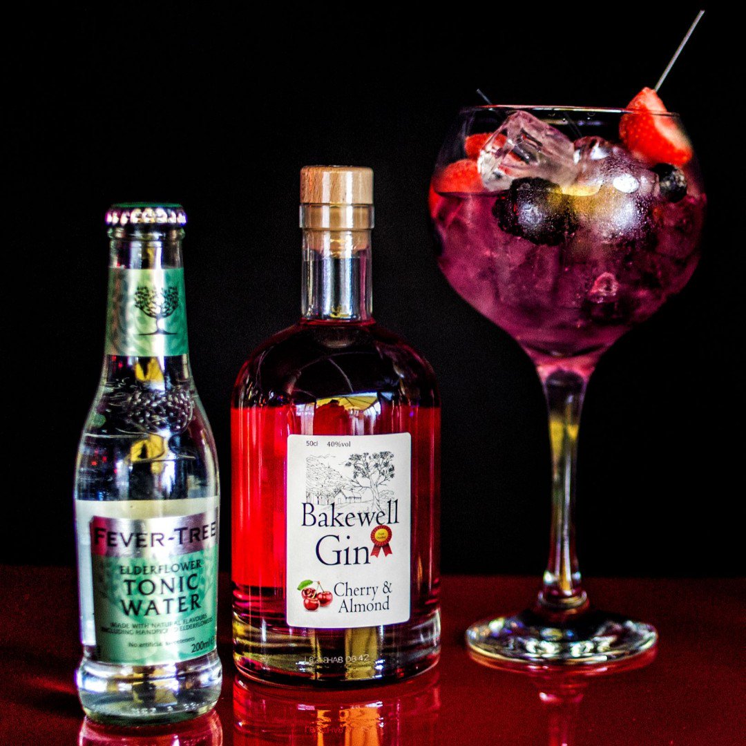 Can you name a better combination...? 😍🍹 #Cocktails #Gin #MobileBarHire