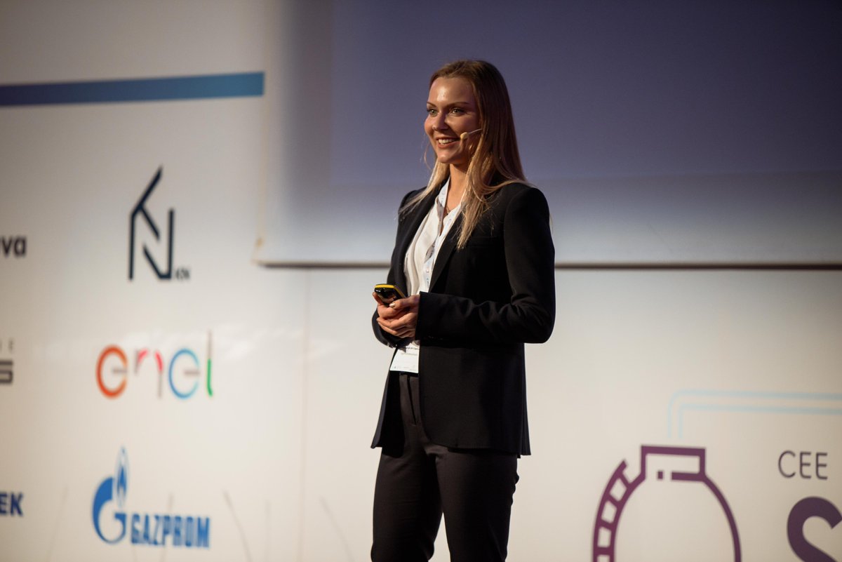 CeeSslng's tweet photo. @AKazakauskaite , Partner at Q4 Capital &amp; President of Vilnius Blockchain Association is giving the presentation about Blockchain Technology and Artificial Intelligence Opportunities for the LNG Industry! #CEEssLNGForum https://t.co/jI0YgzrDwz