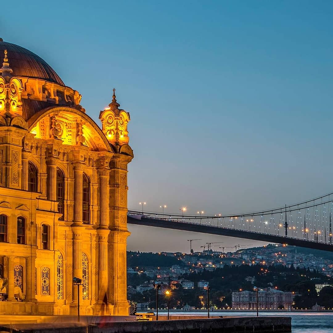 BTArjaan's tweet photo. Take your holiday to another level in Istanbul, one of the most magical city in the World with your family! For the excellent Istanbul experience don’t miss out our Family Getaway Package.

#StayRotana #RotanaEscapes #Otel #Tatil #Haftasonu #Huzur #İstanbul #Aile #Fırsat https://t.co/jtPsnMXXzo