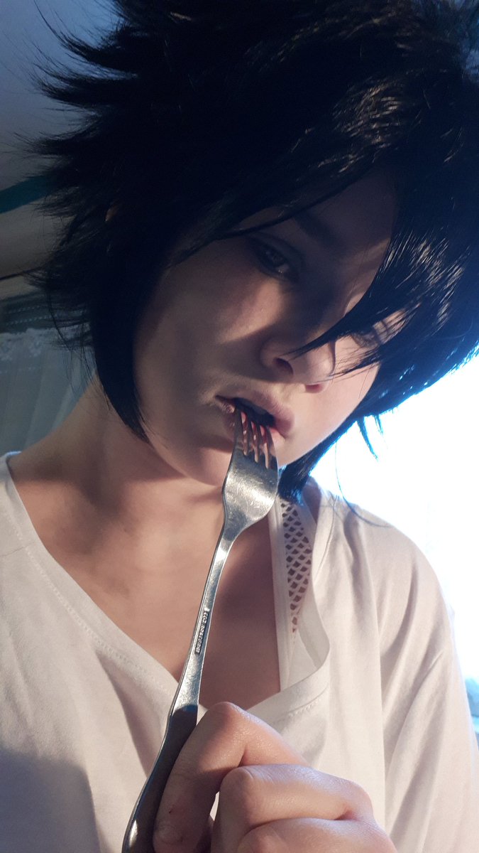 Queenofp1's tweet photo. Erstes cosplay😅 https://t.co/FShLRbxpAI