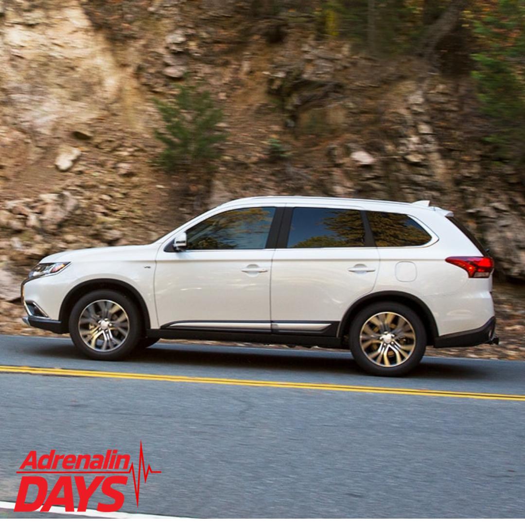 YongeNorthMitsu's tweet photo. Lease the 2019 #Outlander SE from 1.99%for 60 months* PLUS get No-Charge Black Edition Features valued at $2,500* during Adrenalin Days!⚡ 

Shop inventory: https://t.co/rVCzrPMnxe
*Select trims. Offers end May 31, 2019. https://t.co/xBhOOTIIN7
