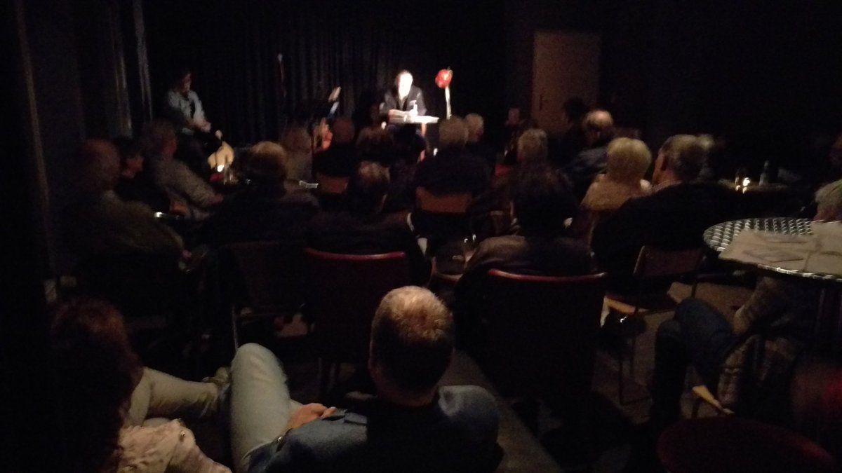 PiXEL_Fernsehen's tweet photo. Jürgen Fuchs zum 20. Todestag. Gera, volles Haus. https://t.co/VxtxRdvUJw