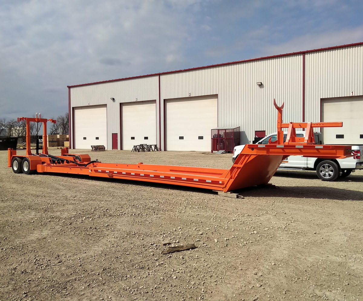 schnellind's tweet photo. New bin trailer out the door today ! #bintrailer #extendabletrailer #grainbins #binhauler #customtrailers #builttoorder #webuildwhatever #custombuilt #steelfabricating #fabrication https://t.co/xKF6VBF9tx