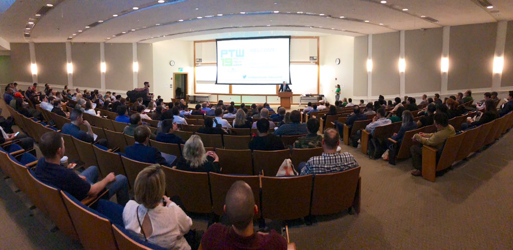 PhillyTechWeek's tweet image. Wow, kicking off #DevConf19 with lots of friends: what sessions are you here for? 2019.phillytechweek.com/events/dev_tal… #PTW19