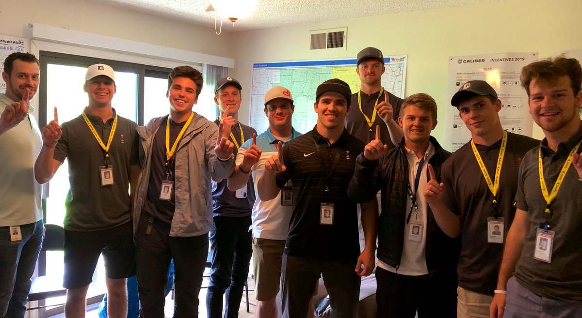 Kyle_Tea's tweet photo. 💥D2C Summer ‘19 is kicking off! 💥

This crew in Kansas City is ready to bring customers:
💸 Spectacular Savings!
📶 A Better-Than-Ever Network!
👀 Eye-Popping Device Deals!
💯 A 100% Satisfaction Guarantee
☝🏻 The number 1 value in wireless! 

Let’s go!! 
@SprintD2C @mmcmahon09 https://t.co/9xl1rzPP6X