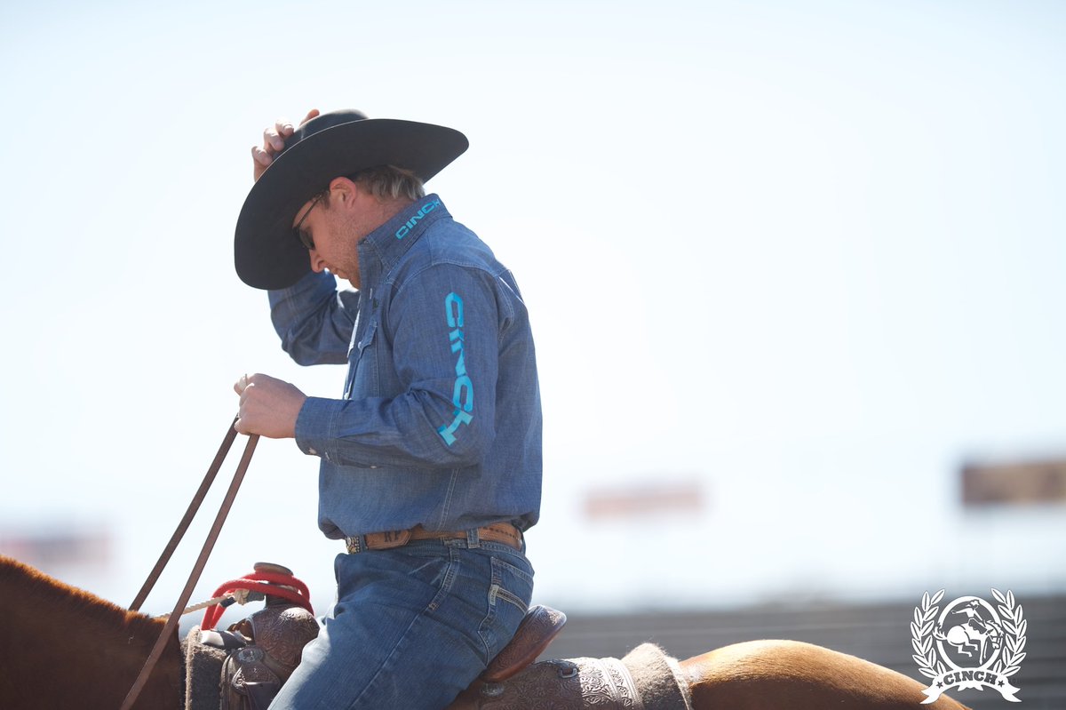 CinchJeans's tweet photo. The distance between good and great is up to you. #LeadDontFollow #CINCHjeans #CINcHteam @Riley_Pruitt 📷: @mattcohenphoto https://t.co/EFgCY7Rux9