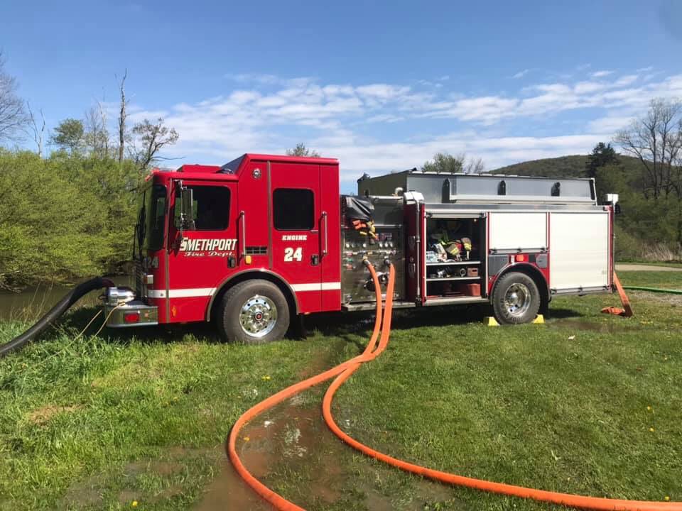 smethportfd's tweet photo. Engine 24 Providing water supply for Station 12 at their structure fire this morning, Engine 23 went to the scene along with Tanker 22 https://t.co/ldPJ9YuNM9