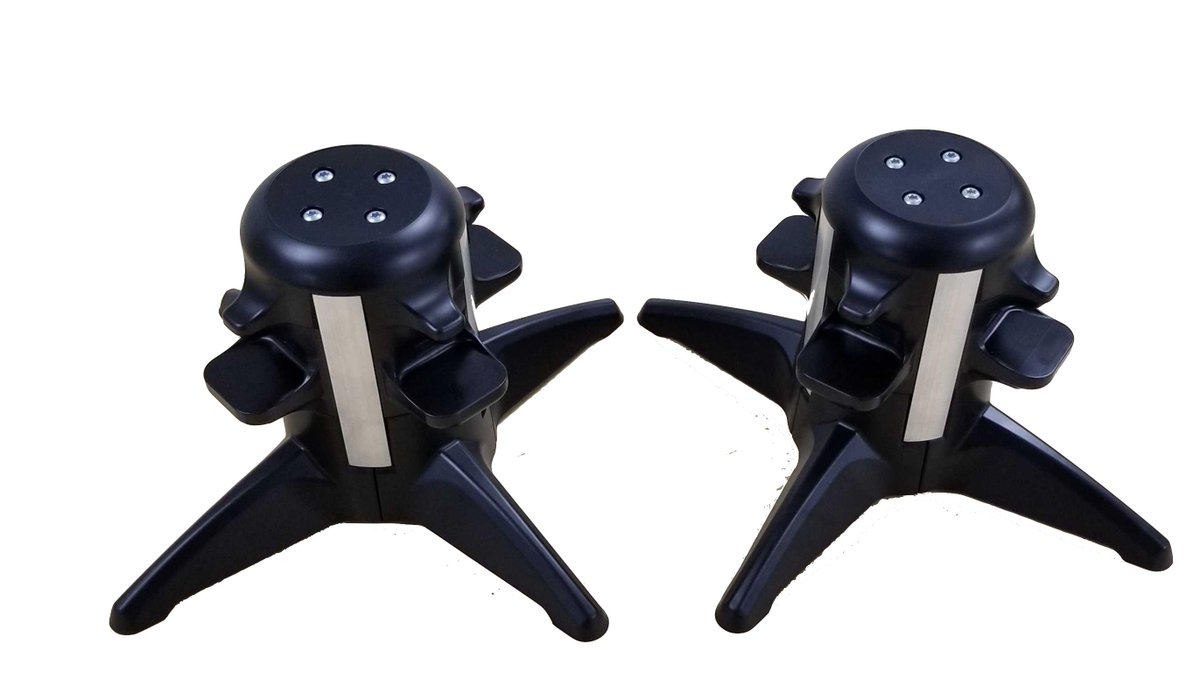 #WhatsNewWednesday: Our mini-charger is absolutely adorable and is great for any backyard pool. Just like the 20-band charger it uses inductive charging technology. This means no chemical corrosion or contact charging issues!!