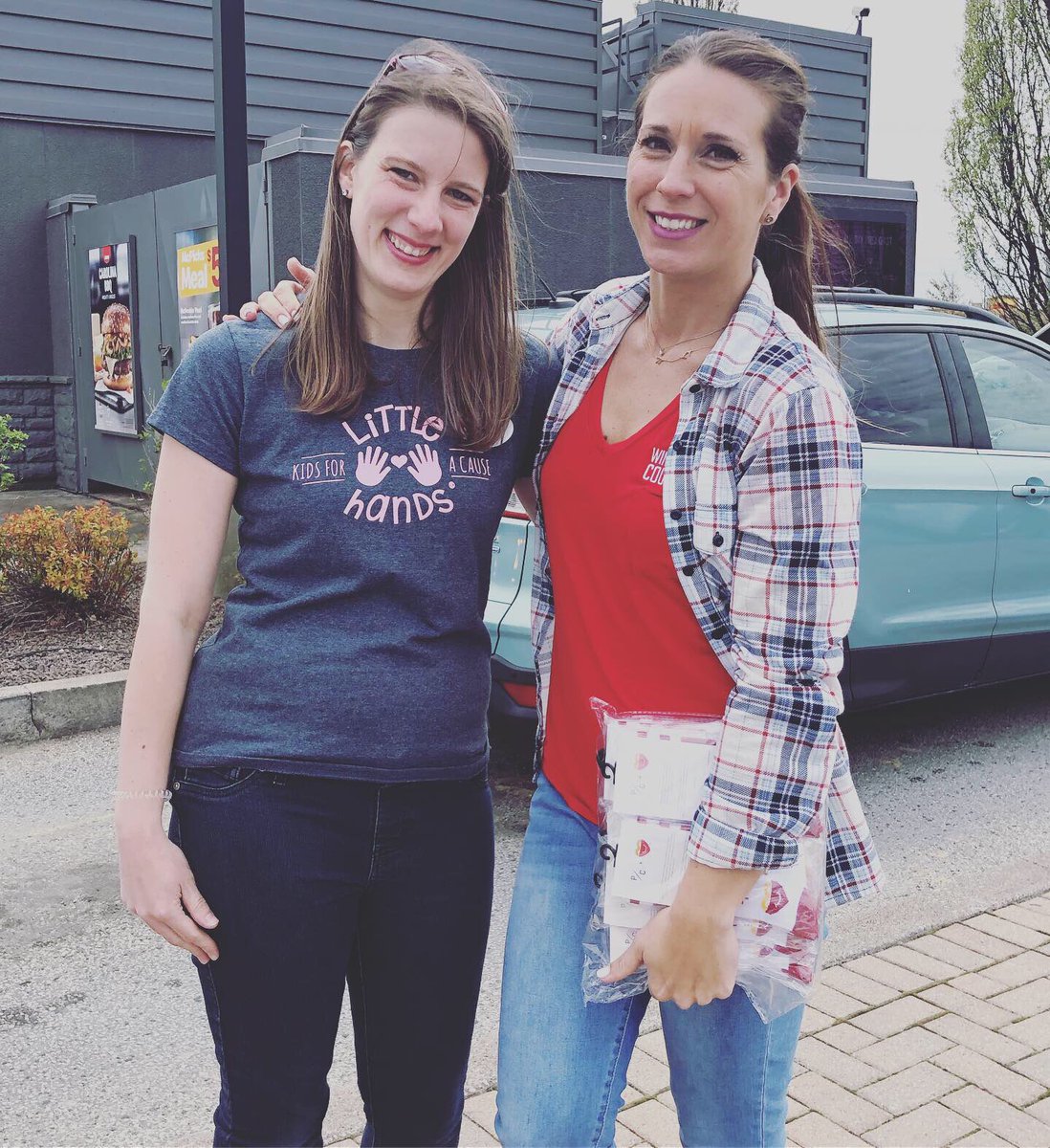 Country959's tweet photo. A day of volunteering really hit home when I randomly met Tamara Ducharme, Mom of #Madalayna who,by the support of THIS community, received a bone marrow transplant at 6 months old. This story was everywhere about 2 years ago). #miracleformadalayna @McDonaldsCanada @RMHC~M https://t.co/Mj9VjJtRfj