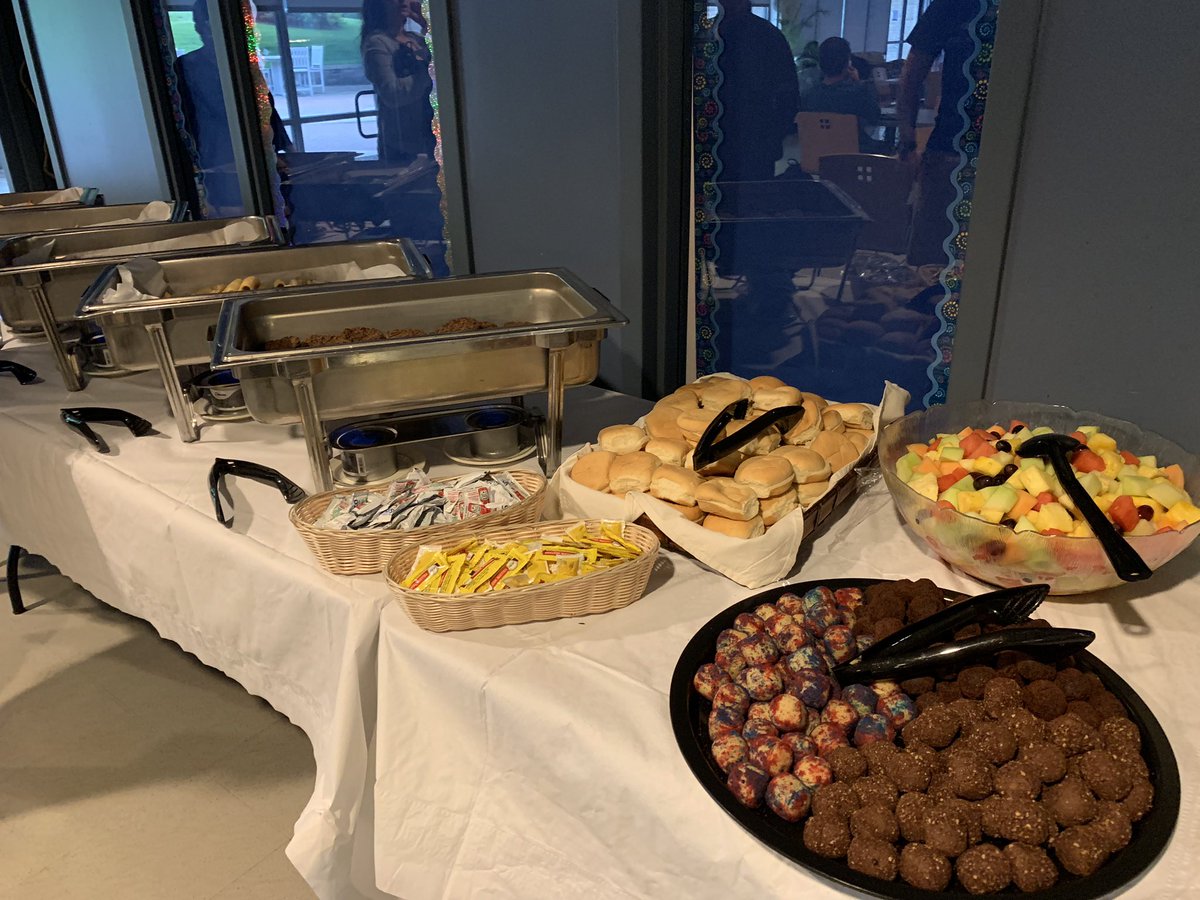 Weiping Qin 秦偉平on Twitter 新一届sga就职 我是vp 第一次举起右手宣誓 这里是美国 简单又隆重的仪式 我们是近两万名学生投票选出的代表 忠于选民利益 勤勉服务社区