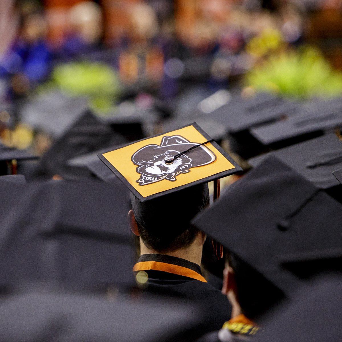 okstate's tweet photo. Hats off to #okstate19! 🎓🍊
Share your grad cap photo with us this weekend using the hashtag #okstate https://t.co/lHUZrvnXRB