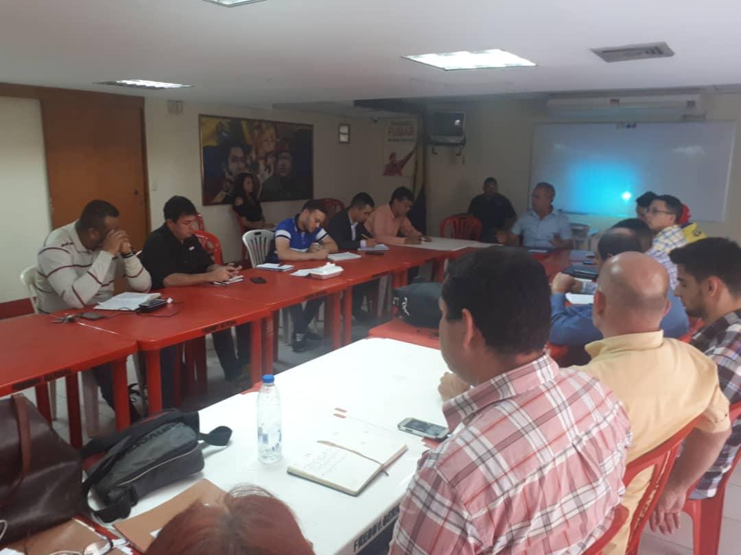 BermudezJoseA's tweet photo. #7May ||Activos|| reunidos con los 22 alcaldes revolucionarios y el Gabinete Político del Protectorado  del #Táchira, con @NicolasMaduro @FreddyBernal vamos al reimpulso de nuestra Revolución Bolivariana.
#OfensivaCultural2019 
@TrompizCarlos @mviviana_212 @GMAS_Tachira https://t.co/sp36q1ZZuZ