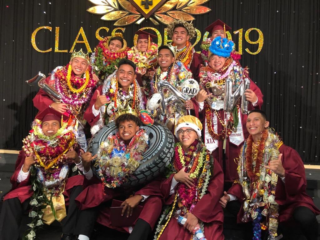 nickimoto75's tweet photo. End of an Era ❤️💛 https://t.co/2wzkidCkl6