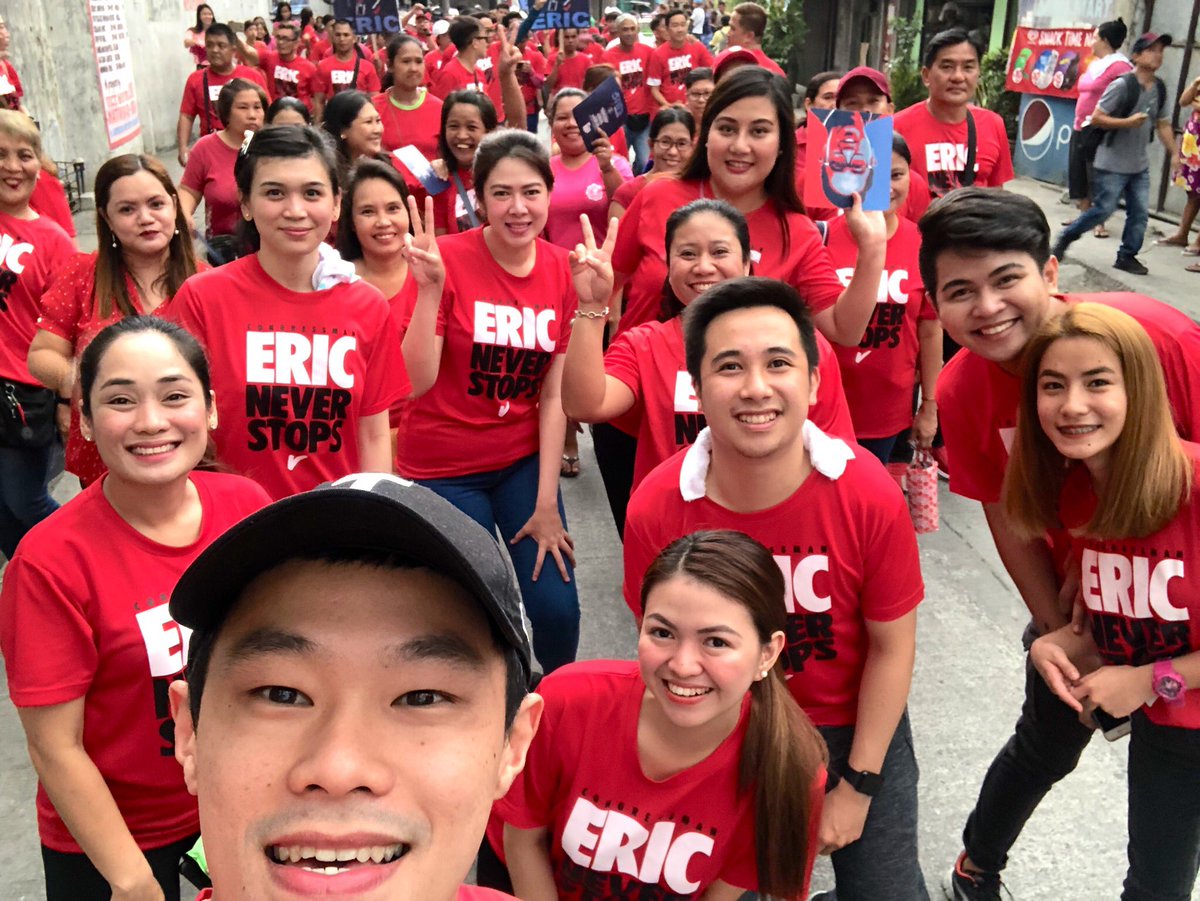 ChiquiCarreon_'s tweet photo. βοΈ #RedMarch for Congressman Eric Martinez β€οΈ All for Cong Eric! π― #CongEricNeverStops
#CheckSaSerbisyo
#TayoNaValenzuela
PULA! PULA! PULA! π©β€οΈ https://t.co/afImRWy1bm