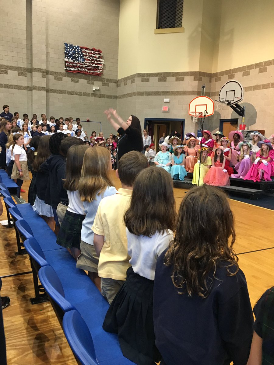 2nd graders practicing for tomorrow’s Opera! We’re so excited to be part of the Pirates of Penzance! #OperaWeek #LeadershipClass #TrinityLearns @2ndHanzman @2ndRiley @CaseyLeonard__