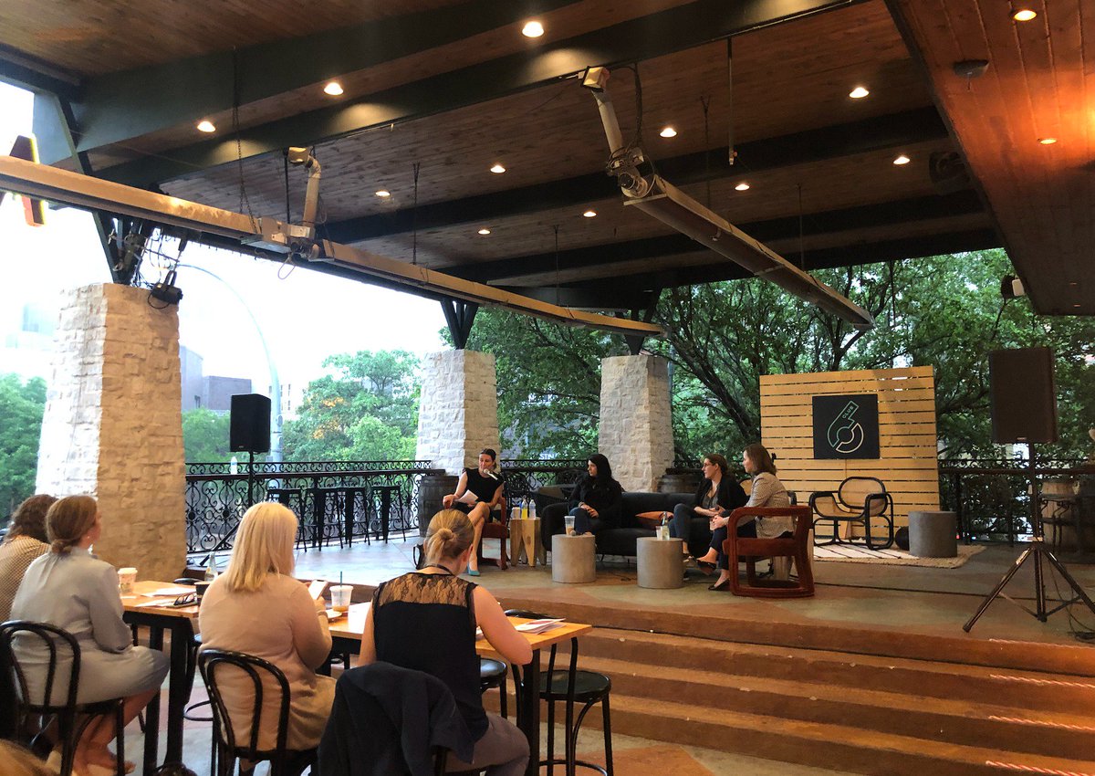 Up bright and early for this morning's empowerment breakfast with a panel of inspiring women leaders in #B2B <a href="/AmandaKahlow/">Amanda Kahlow</a> #empowered #club6