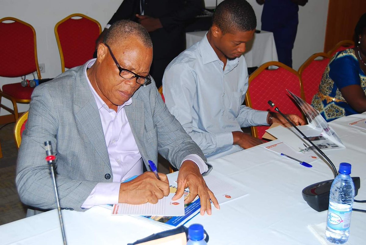 GuillaumeDjondo's tweet photo. Il y a deux ans, le 5 Mai 2017, à Azalaï Hotel de la Plage, Cotonou, Benin s'est tenue une formation sur le thème: "Comment construire sa campagne de communication digitale sur les réseaux sociaux: les clés pour une réussite maximale."

#NosRealisations
#CMtillCDO 
#Web https://t.co/gxgzivHFQf