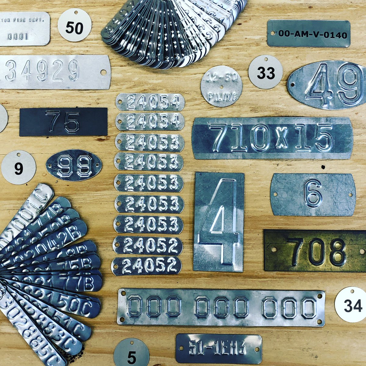MetalMarkerMfg's tweet photo. You can count on us for any solution! π’
#NumberedTags #MarkedIt #MetalMarker #MetalTags
#AssetTag #IDTag #EmbossedTag #MetalPlacard #IdentificationTag #Nameplate #AssetLabel #CustomIDTag #ManufacturingID #QualityTag #FreeQuote #CustomSolution #IDPlate
#FamilyOwned #Signage https://t.co/VGbSMbqun5